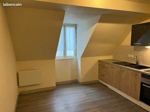 Lons centre  loue T2