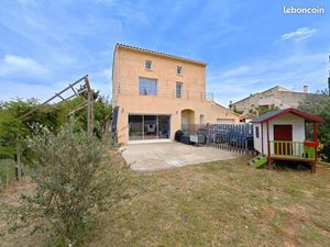 Maison Familiale Contemporaine de 170 m2