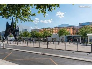 Vends place de parking 5min Gare