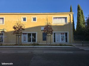 Local commercial à louer - AUBAGNE