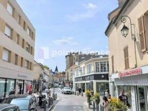 Local commercial 173 m²