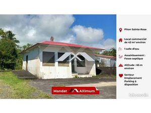 Local 43 m² Sainte-Rose