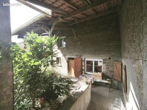 Maison de village 71 m² Crezilles