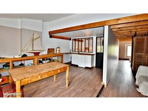 Loue splendide loft à Cuers