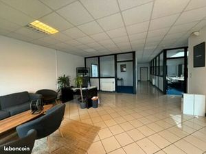 Bureaux 350 m²