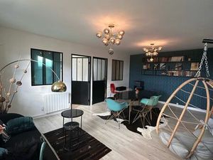 BUREAUX 72 m² – PÉRICENTRE – RARES – AV. CÔTE DE NACRE