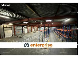 Local industriel 3 486 m²