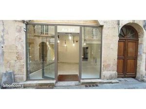 Murs commerciaux caen centre libre de toute occupation