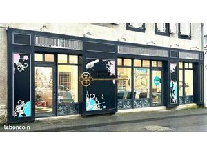 Local commercial 1000 m² LANDIVISIAU