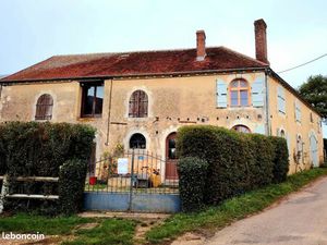 Maison pierres et poutres