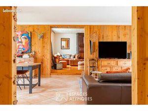 Villa 8 pièces 200 m²