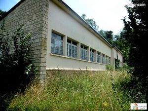 Local 378 m² Longueil-Annel