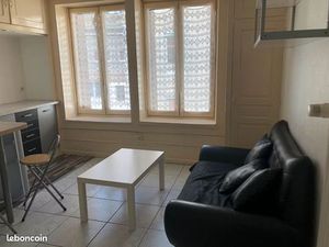 2 pièces . Proche lycée Berard hauts de biennes 39400