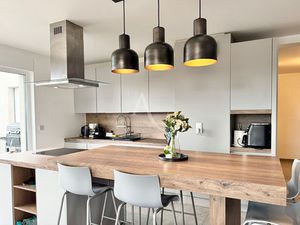 PENTHOUSE de 3 ch. avec terrasse et garage + parking extérieur