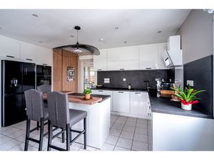 Maison 5 pieces 114 m2