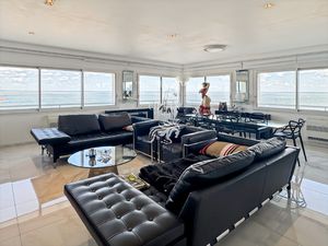 Appartement de standing en première ligne