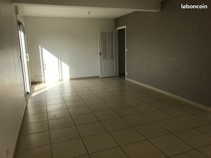 Maison type 5 avec jardin et garage