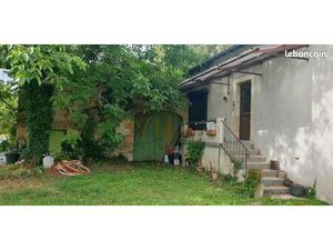 Maison à rénover sur Lavalade en Dordogne