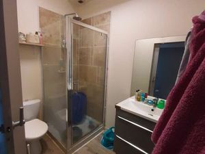 T3 en rez de chaussée de 60m² avec cuisine équipée en centre ville de Peyrehorade