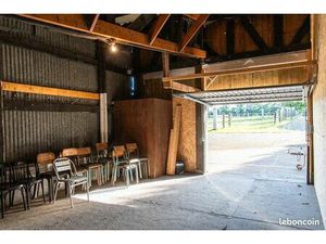 Garage/Box de stocage 21㎡ ou 27㎡