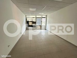 Local commercial 30 m²