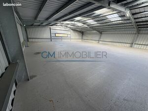 Local 615 m² Mimizan