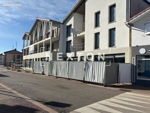 Local commercial 86 m² SOUSTONS