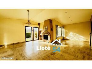 Maison 7 pièces 180 m²