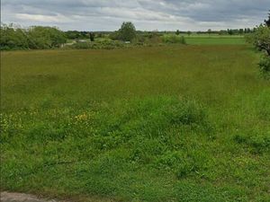 Terrain 1400 m² Cléry-Saint-André