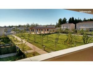 T2 récent  lumineux et au calme