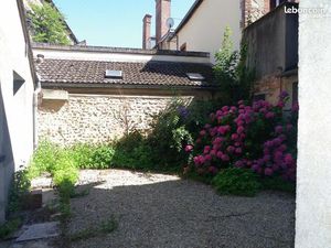 Immeuble 200 m² CHATILLON COLIGNY