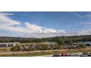 Bel appartement de 28 M2 en face du Lac