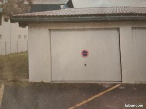 A vendre Garage Annecy- le -vieux