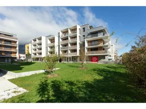 Vente Commerce divers 70 m² à Crolles 188 668 €