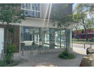 LOCAL COMMERCIAL NEUF - QUARTIER LUCILINE - BELLE VISIBILITÉ