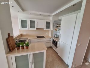 Location Appartement 3 pièces 82 m² pour 5 mois du 5 Janvier 2026 au 31 Mai 2016