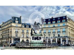 Bureaux 180 m² PARIS