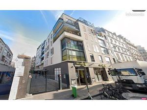 Grand parking 127 rue du Chemin Vert