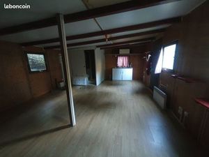 Cabane sur petit terrain