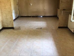 Maison ancienne (tout à refaire)