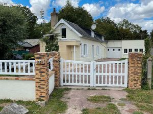 Maisons 100 m² Perriers-sur-Andelle