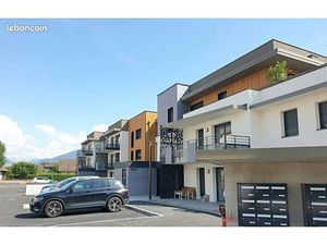 Appartement T2 42 M2 terrasse et garage