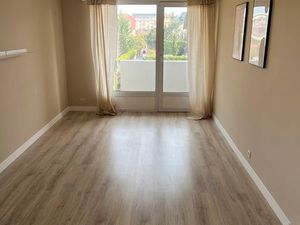 Bureau 20 m² + 2 Balcons – 650 /mois HT (Bail pro)