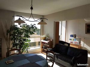 Appartement 5 pièces 91m² étage 8/8