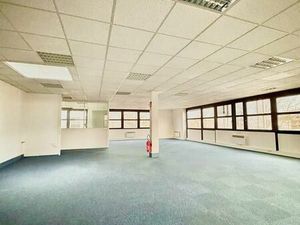 Bureaux 184 m²