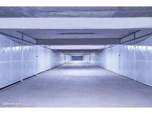 5 Box et Parkings Neufs -Rentabilité +9 %/an (1ère Année) - (Stationnement/Stockage) sur l