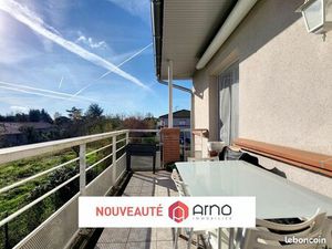 Appartement T3 de 68m2 - Dernier étage