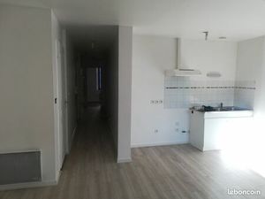 A louer TOUL CENTRE historique  F3 + garage collectif