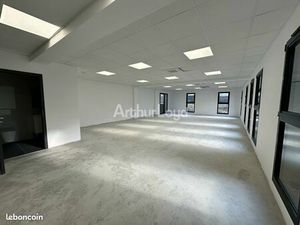 Bureaux 221 m²