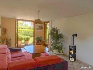 Appartement RDJ avec garage et parking